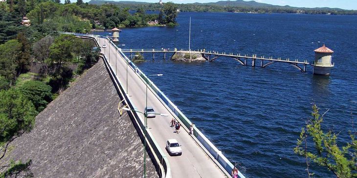 Adventure, tranquility and natural beauty in every corner of Embalse. Adventure, tranquility and natural beauty in every corner of Embalse.