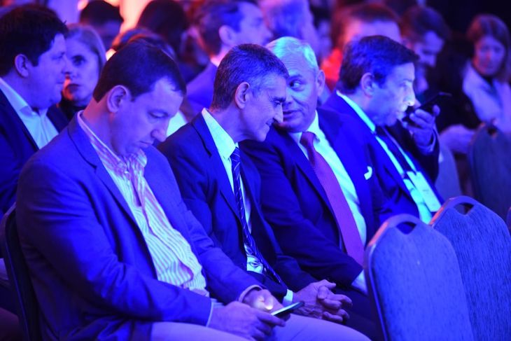 Funcionarios de Jaldo: Yanotti, Nazur y Medina Ruiz en el foro económico que se llevó a cabo en Tucumán. Funcionarios de Jaldo: Yanotti, Nazur y Medina Ruiz en el foro económico que se llevó a cabo en Tucumán.