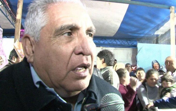 El gremialista Pata Medina denunció que “le estaban haciendo una causa política por una decisión del Gobierno nacional (de Macri) que había bajado línea política”.