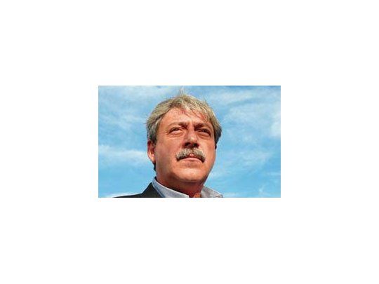 Eduardo Buzzi.