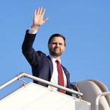 Delegaciones de Irán y Estados Unidos se reunieron durante más de 20 horas en Islamabad en busca de avanzar hacia un acuerdo de paz. Delegaciones de Irán y Estados Unidos se reunieron durante más de 20 horas en Islamabad en busca de avanzar hacia un acuerdo de paz.