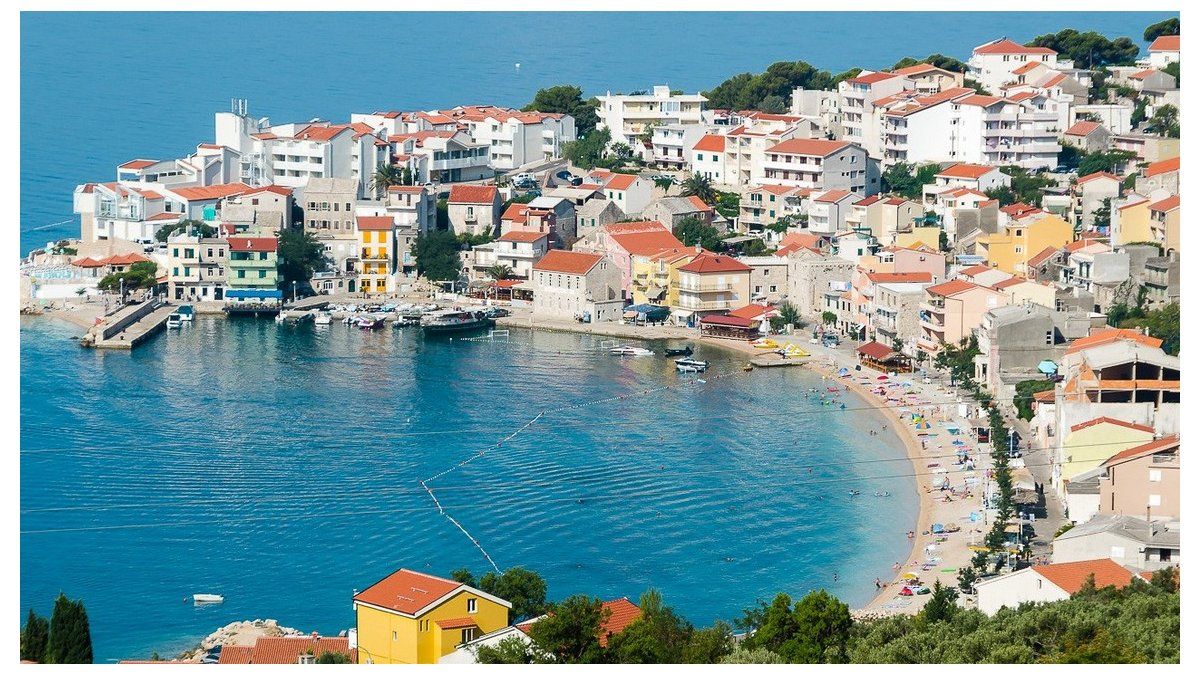 a European country is losing inhabitants and tries to reverse this demographic catastrophe