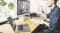 Cobro. Resolución del Banco Central permite que los trabajadores puedan retener y no liquidar al cambio oficial hasta u$s1.000 mensuales.