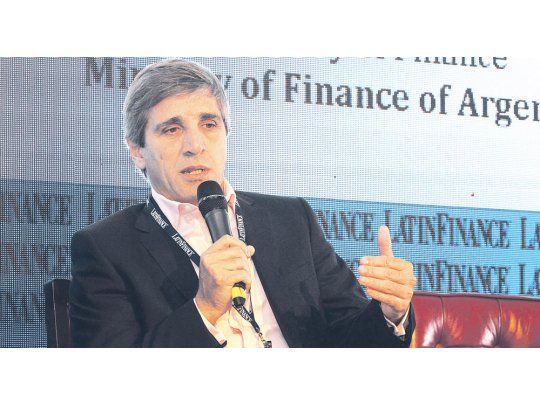 Cambio de actitud. El secretario de Finanzas, Luis Caputo, había advertido inicialmente que los bancos mostraban poca colaboración con el blanqueo. De a poco flexibilizaron los trámites y el proceso se aceleró.