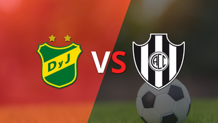 Al comienzo del segundo tiempo, Defensa y Justicia y Central Córdoba (SE) empatan 1-1