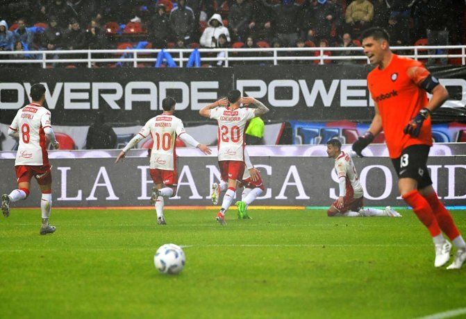 El equipo dirigido por Frank Kudelka llega al clásico tras una ajustada victoria por 1-0 ante Unión de Santa Fe, con un gol de Matko Miljevic.