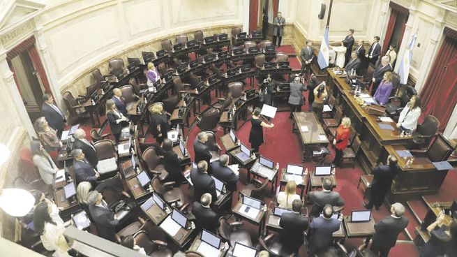 Ajustado. El kirchnerismo logró quorum ayer gracias a tres usuales aliados que serán trascendentales para la agenda legislativa de corto y mediano plazo. Toda la oposición estuvo ausente en el recinto.