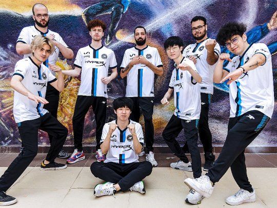 Isurus Gaming.jpg