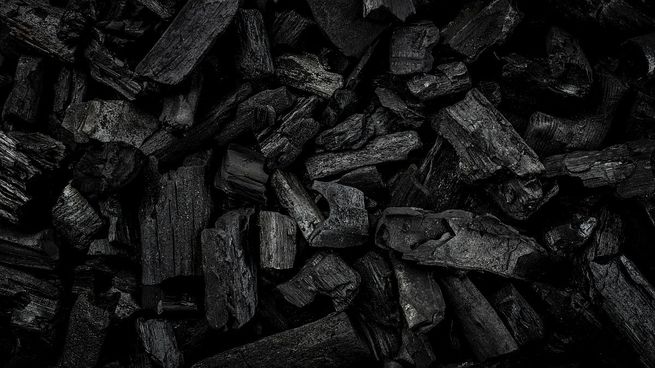 El año pasado, Trump firmó órdenes ejecutivas para aumentar la producción de carbón, una de sus muchas medidas que van en contra de los esfuerzos globales para reducir las emisiones de carbono.