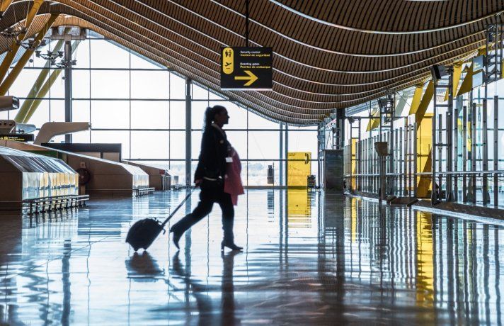 Antes de llegar al aeropuerto, te conviene tener algunas cosas en cuenta.