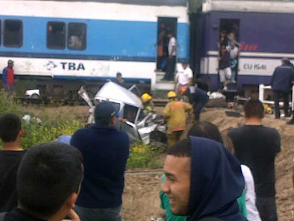 Las primeras imágenes del accidente vial. (Foto: @FerysAlvarez)