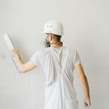 La intervención integral de la propiedad busca transformar unidades deterioradas en viviendas listas para habitar, eje central del modelo de flipping inmobiliario. La intervención integral de la propiedad busca transformar unidades deterioradas en viviendas listas para habitar, eje central del modelo de flipping inmobiliario.