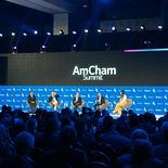 El primer encuentro clave de empresarios en el año. El primer encuentro clave de empresarios en el año.