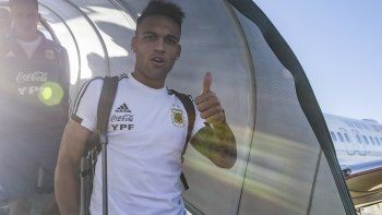 Pulgar arriba para Lautaro Martínez, que volverá a ser titular en Argentina.