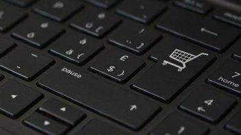 Las ventas de comercio electr&oacute;nico crecen a&ntilde;o tras a&ntilde;o.