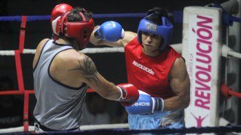 Conmoción en el boxeo: campeón argentino muere en un accidente.