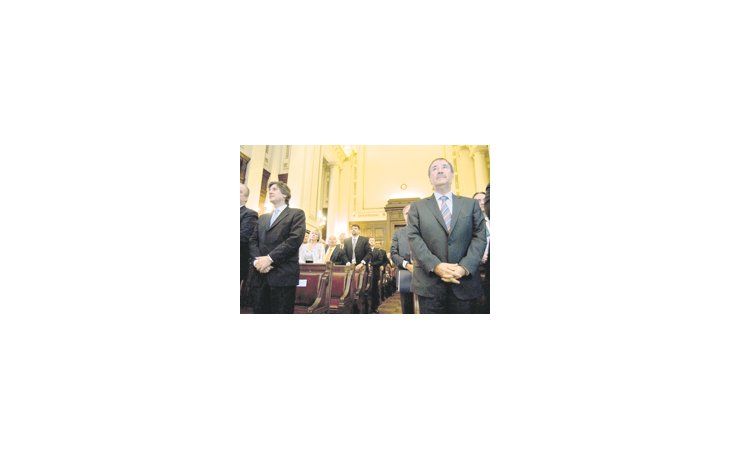 ámbito.com | La pelea por los fondos previsionales ya tuvo como escenario el máximo tribunal en 2009. En esa oportunidad fueron citados Juan Schiaretti y Amado Boudou, por entonces gobernador de Córdoba y ministro de Economía nacional, respectivamente.