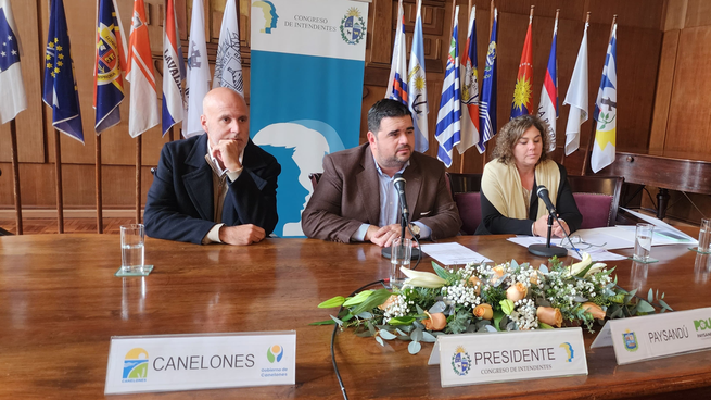 Los intentendes priorizan los intentereses de los departamentos que gobiernan tanto en las discuciones presupuestarias como en las partidarias.