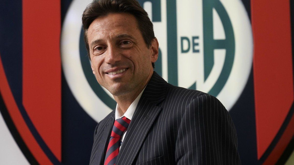Another scandal with Marcelo Moretti: he went to the meeting at the AFA premises but they kicked him out, in the middle of a police operation