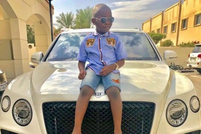 El niño más rico del mundo: ya tiene un Lamborghini y una mansión
