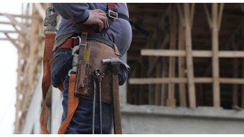 Volvió a bajar el empleo registrado en agosto