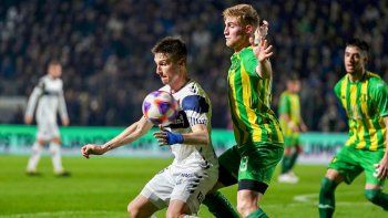 Punto suspensivo. Gimnasia no pudo con Aldosivi y se le alejó Atlético Tucumán en la lucha por el título.