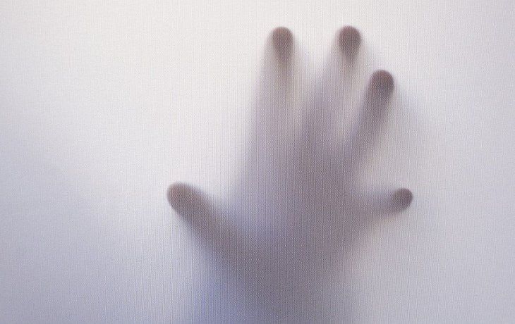 ámbito.com | salud mental mano 1200.jpg