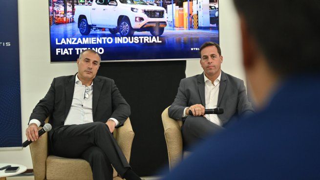 Emanuele Cappellano y Martín Zuppi, presidentes de América de Sur y de Argentina de Stellantis, respectivamente.