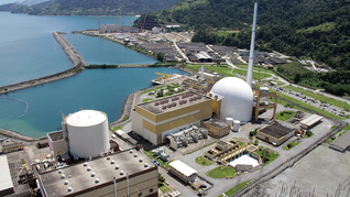 La operación aún está sujeta a ajustes y condiciones finales, pero su cierre marcará un hito en la transformación de Eletrobras. La operación aún está sujeta a ajustes y condiciones finales, pero su cierre marcará un hito en la transformación de Eletrobras.