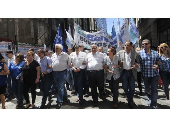 Bancarios atenderán de forma parcial el miercoles y jueves en reclamo por la reapertura de paritarias