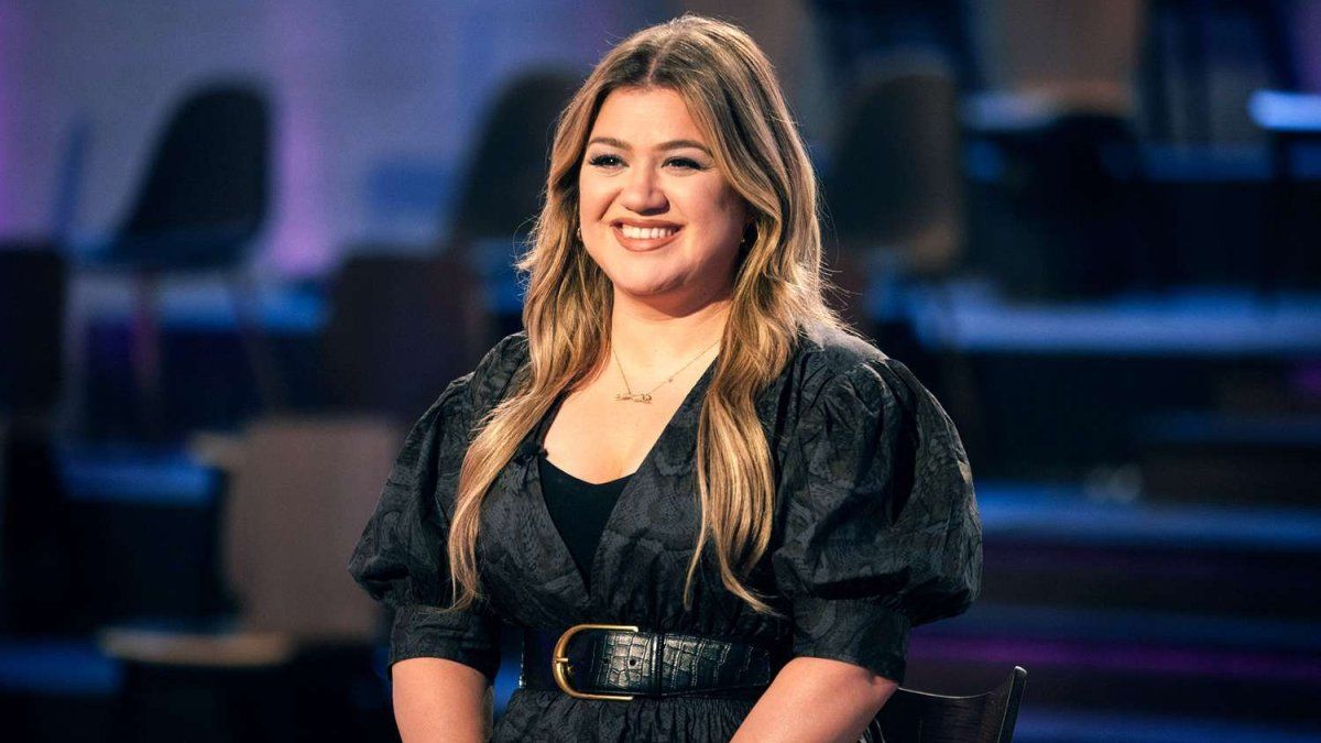 The day Kelly Clarkson made history: the success with which 96 positions jumped until number 1 on all lists