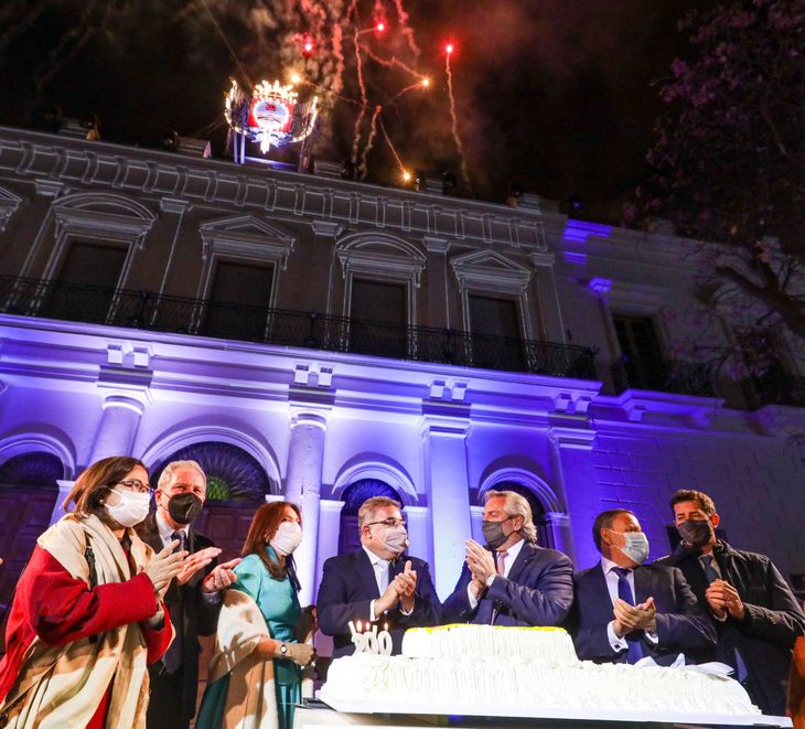Alberto Fernández en la celebración por el Bicentenario de la Autonomía de Catamarca.