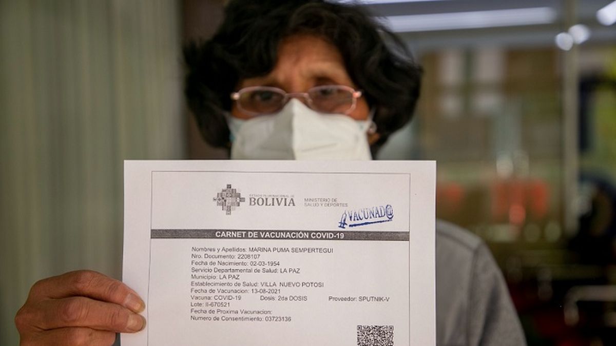Bolivia put into effect the mandatory vaccination card against Covid-19