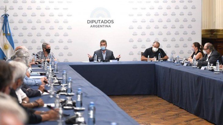 Massa durante la conferencia tras la reunión&nbsp;