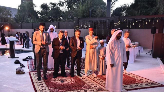 ramadan embajada.jpg