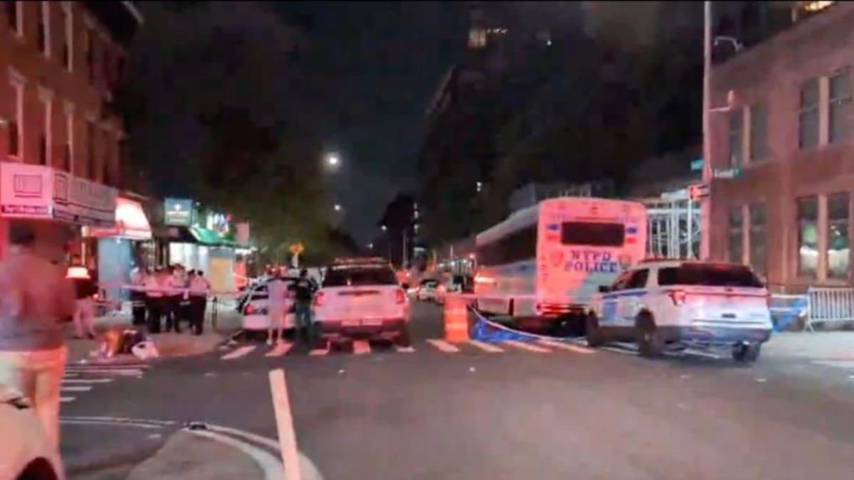 three dead and eight injured after attack in a restaurant