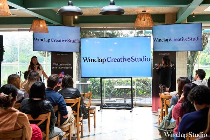 Capacitación de creadores en Winclap Studio. Capacitación de creadores en Winclap Studio.