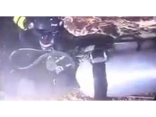 Varios de los rescatados fueron trasladados por aire al hospital Chiangrai Prachanukroh, el más cercano a la cueva, situado a unos 60 kilómetros al sur.