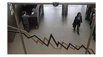 Chipre liquidará su segundo banco y reestructurá profundamente el primero.