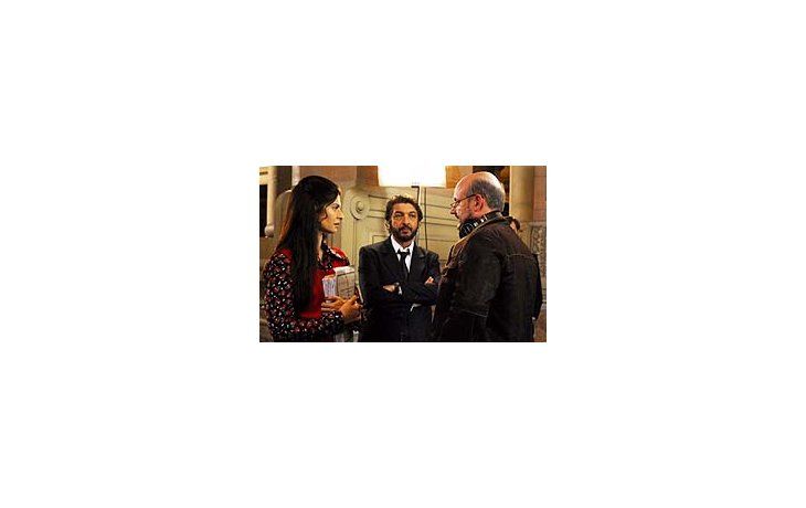 Soledad Villamil, Ricardo Darín y Juan José Campanella durante el rodaje de El secreto de sus ojos