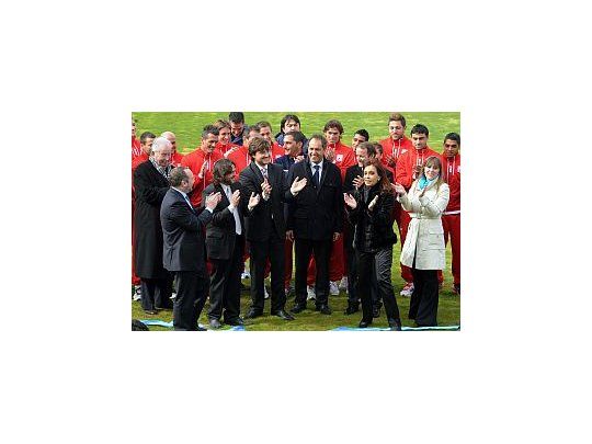 Morón inauguró el estadio con la presencia de la Presidente.