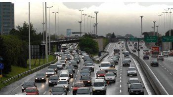 Crearán un sistema para controlar la entrada y salida de la Capital Federal