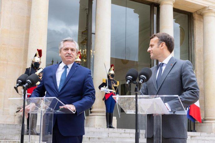 alberto-fernandez-y-emmanuel-macron-foto-archivo