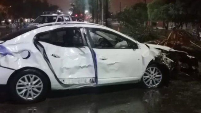 Asi quedó el auto del conductor que mató a tres jóvenes en Salta