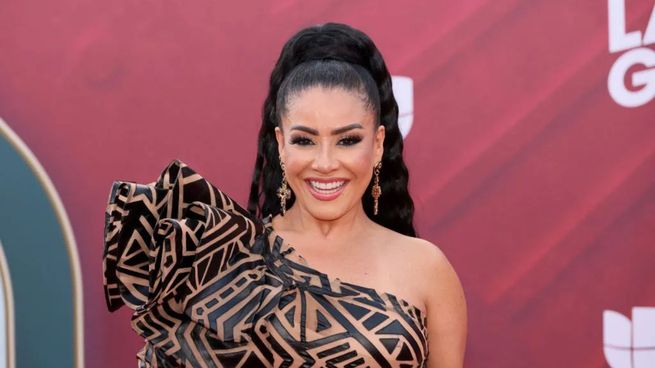  Así es la mansión de Carolina Sandoval La Venenosa tras su divorcio: lujo, escaleras y estilo oriental