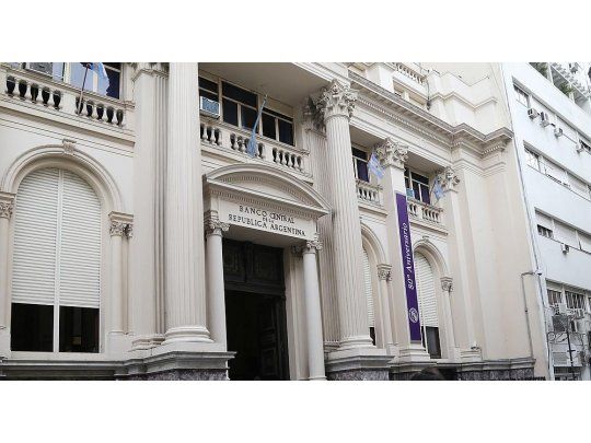 El mercado mantiene pronósticos de inflación en 22% y el dólar en $ 18,20 para fin de año