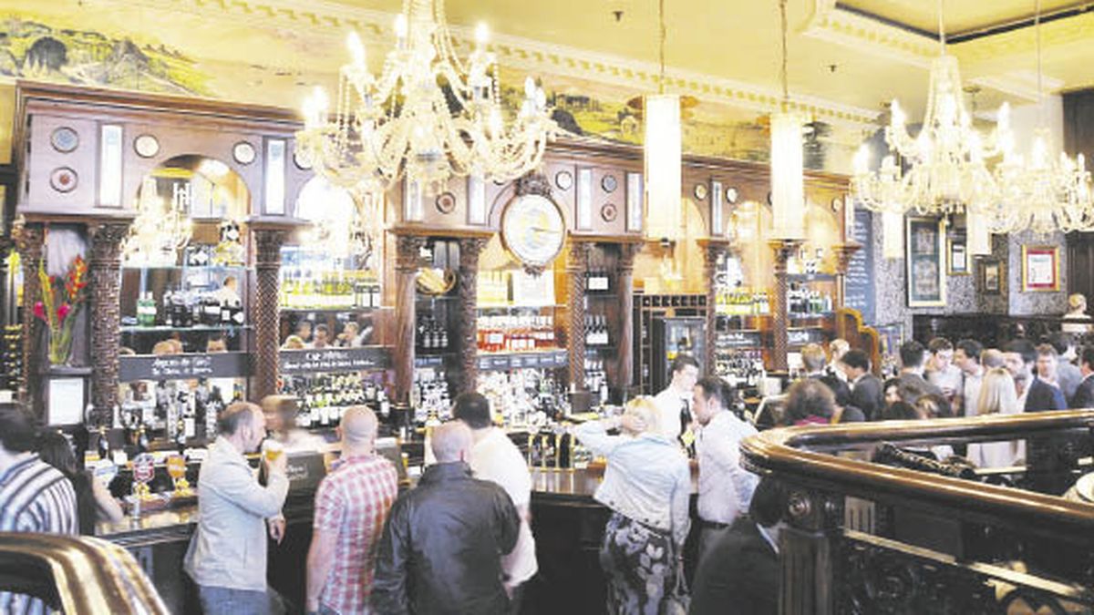 Major closing of pubs due to high inflation