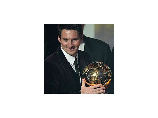 Messi ganó su tercer Balón de Oro consecutivo.