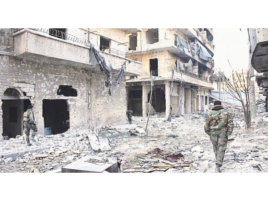 EN RUINAS. Alepo, otrora polo económico de Siria, fue demolida por los bombardeos rusos.