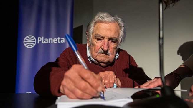 El arco político de todo el Uruguay despidió a José Mujica.